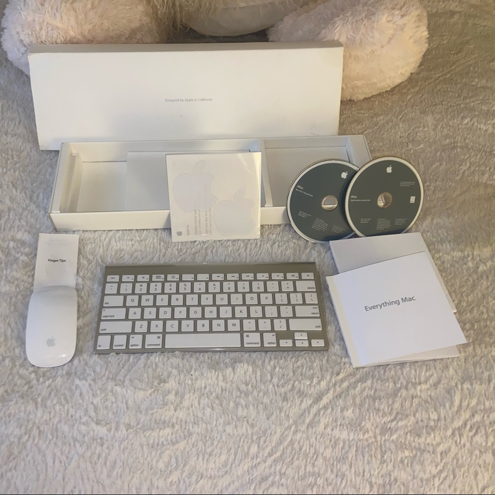 Wireless iMac keyboard & mouse